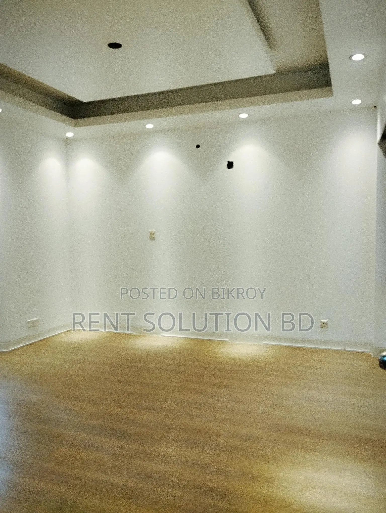 5000 sqft residence office rent
