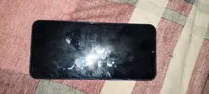 Vivo Y21 . (Used)