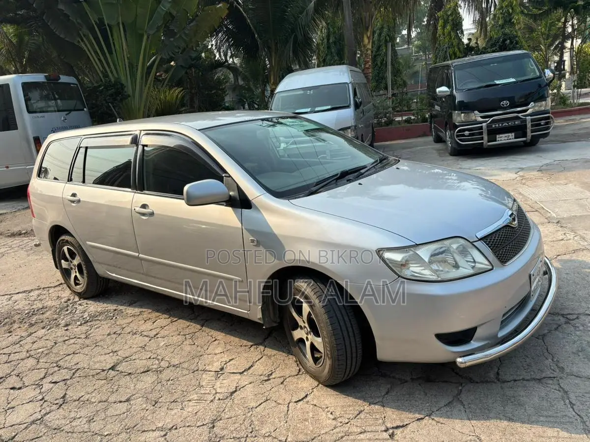 Toyota Fielder 2004