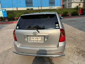 Toyota Fielder 2004