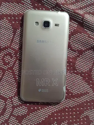 Samsung Galaxy J2 . (Used)