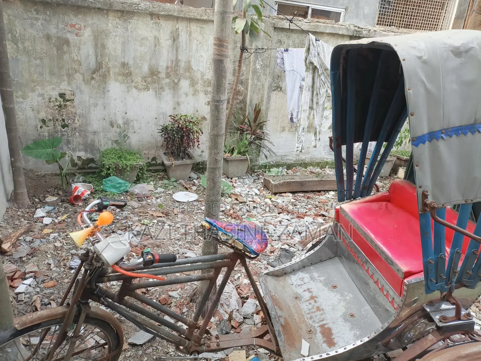 Battery-Operated Rickshaw