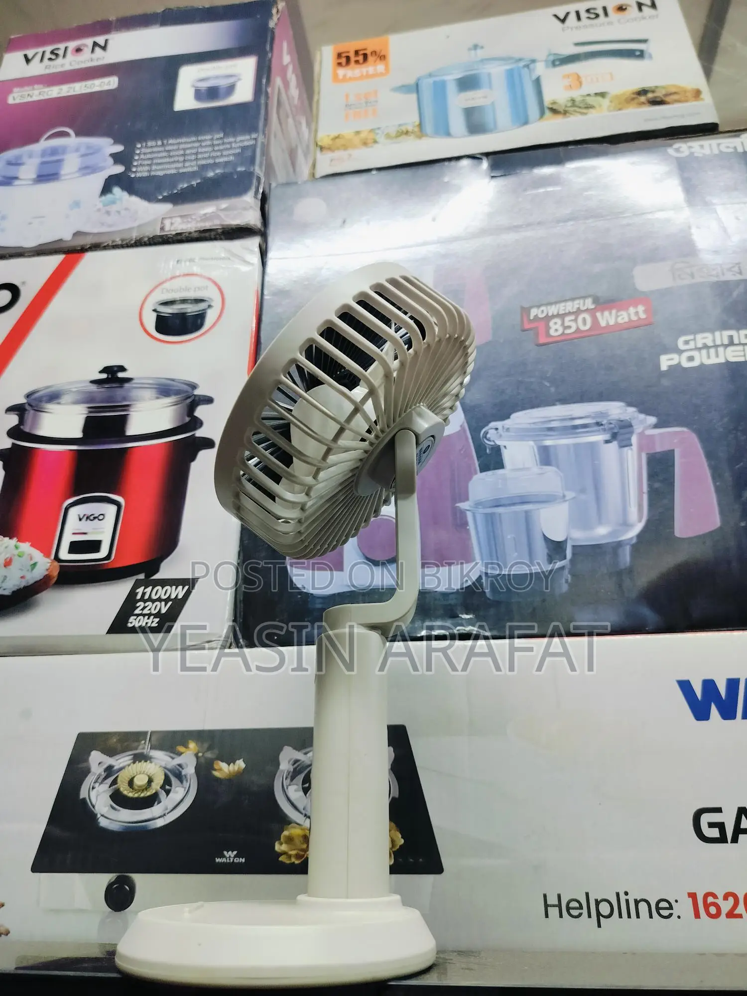 Rechargeable Hand/Desk Fan / Mini Fan