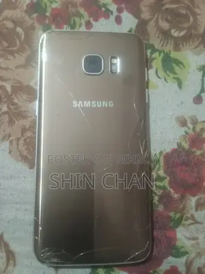 Samsung Galaxy S7 edge 4/64 (Used)