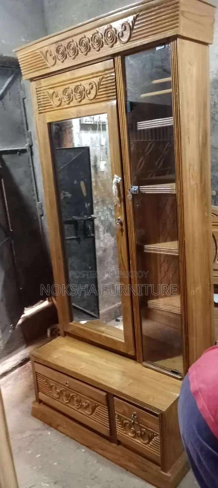 Premium Chittagong Teak Dressing Table – Direct from Factory