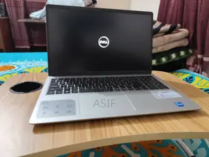 Laptop Dell Inspiron 15 3531 8GB Intel Core I3 SSD 256GB