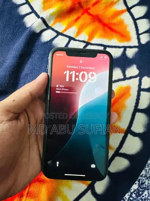 Apple iPhone 11 (Used)
