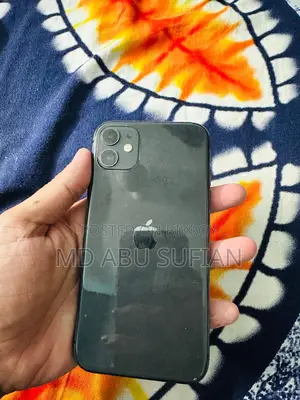 Apple iPhone 11 (Used)