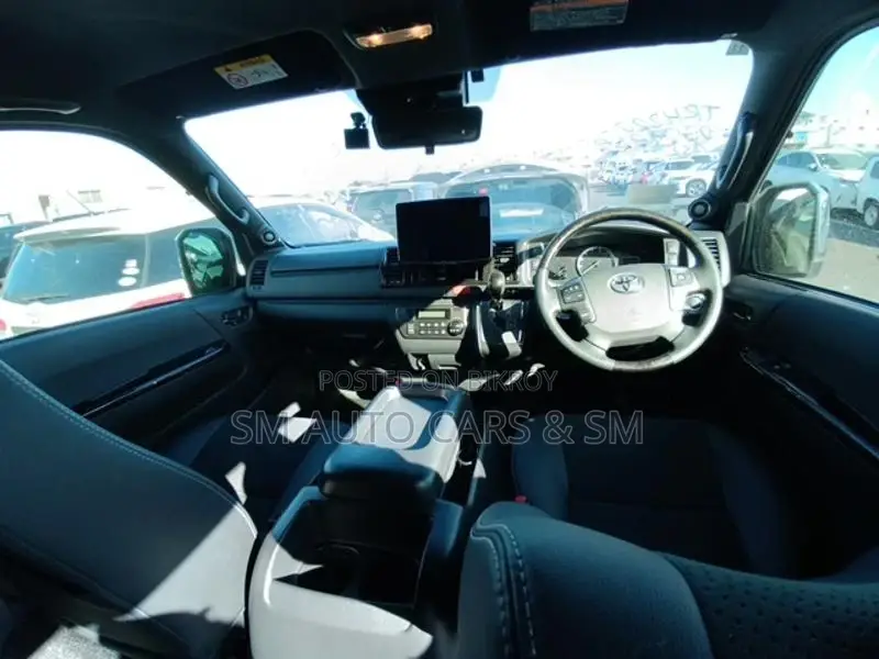 Toyota Hiace Super GL Dark Prime2 2023