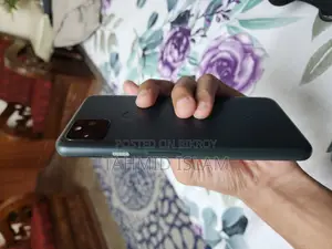 Google Pixel 5a . (Used)