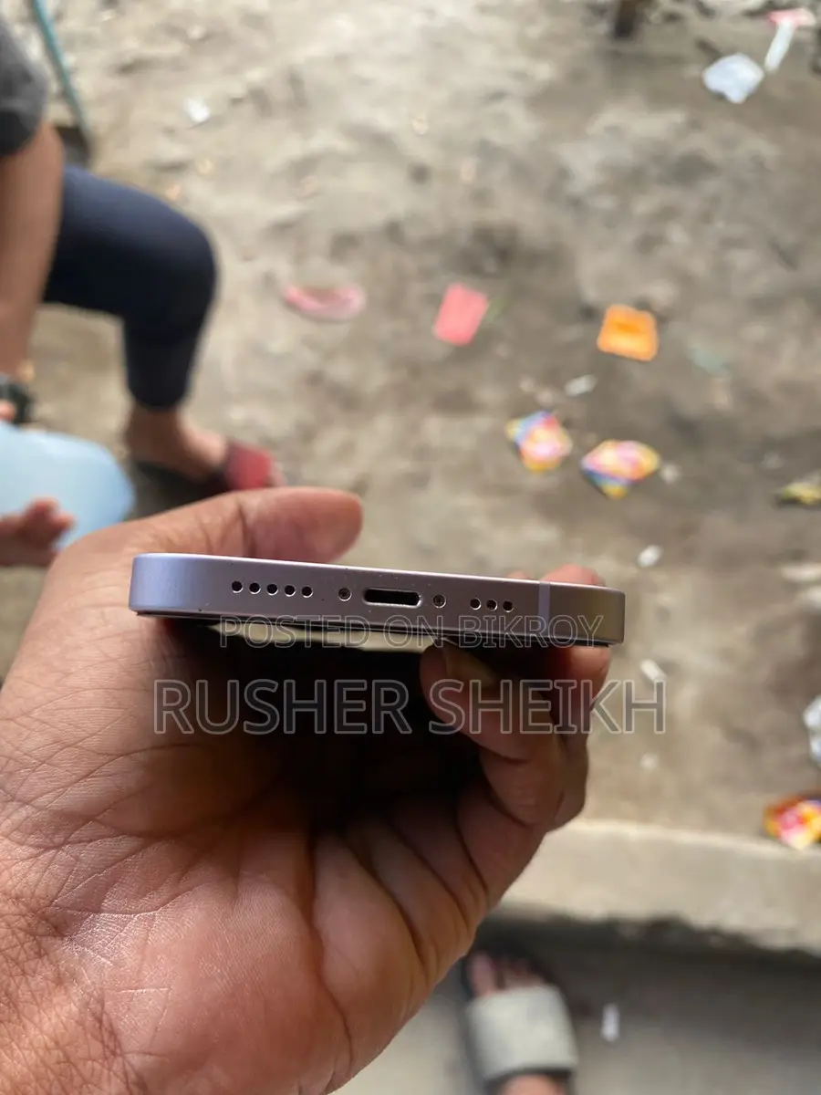 Apple iPhone 14 (Used)