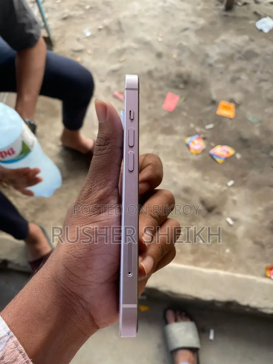 Apple iPhone 14 (Used)