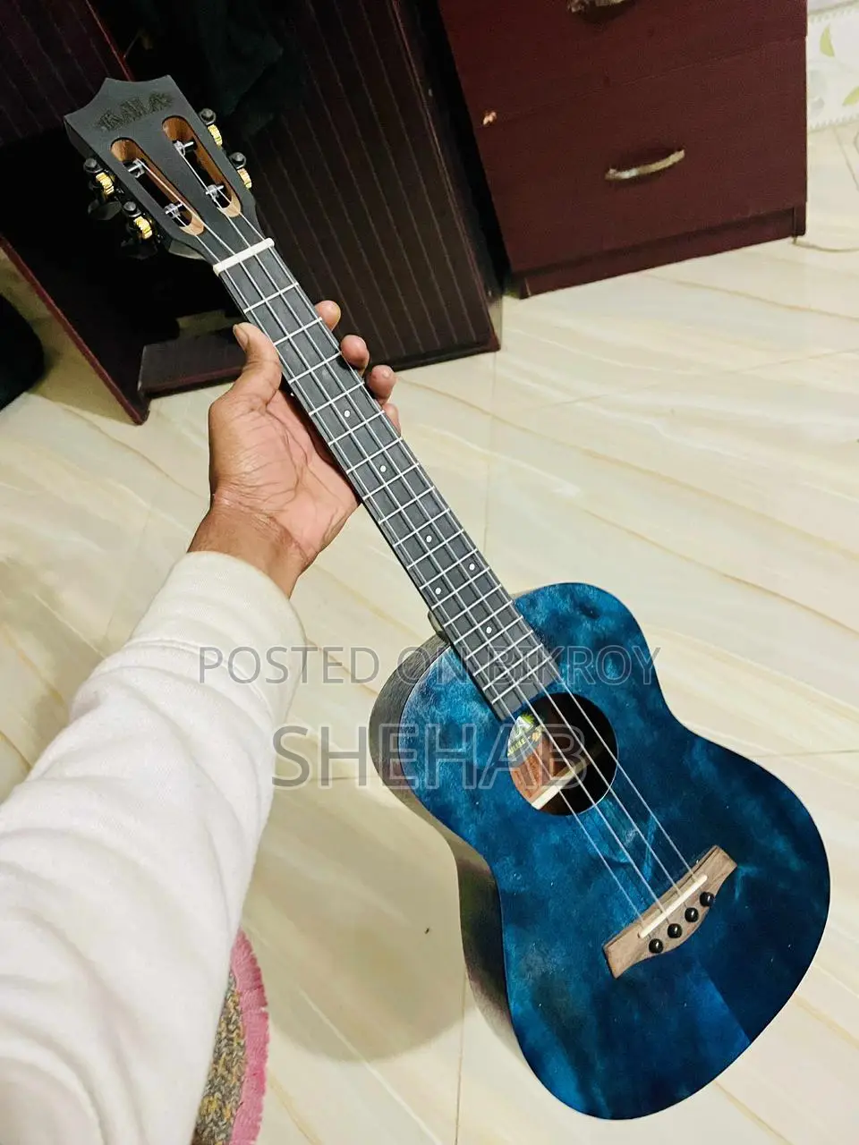 Guitar for sale
