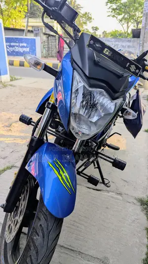 Suzuki Gixxer 2025