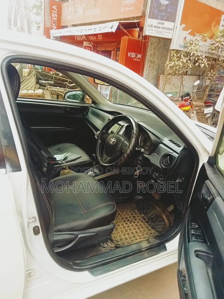 Toyota Corolla 2013