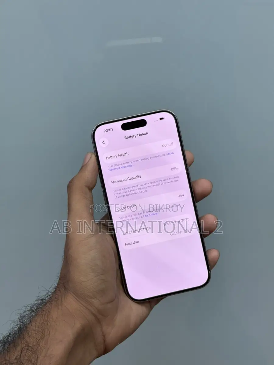 Apple iPhone 15 Pro (Used)