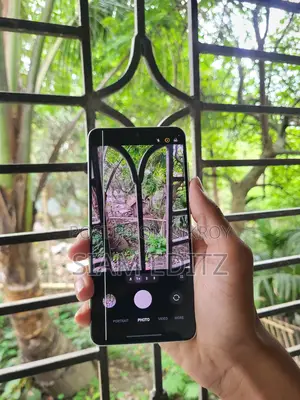 Samsung Galaxy S21 FE (Used)