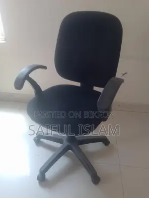 অফিস চেয়ার বিক্রি করব।