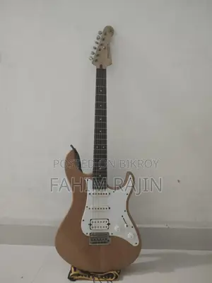 Yamaha Pacifia 112j Electric Guitar