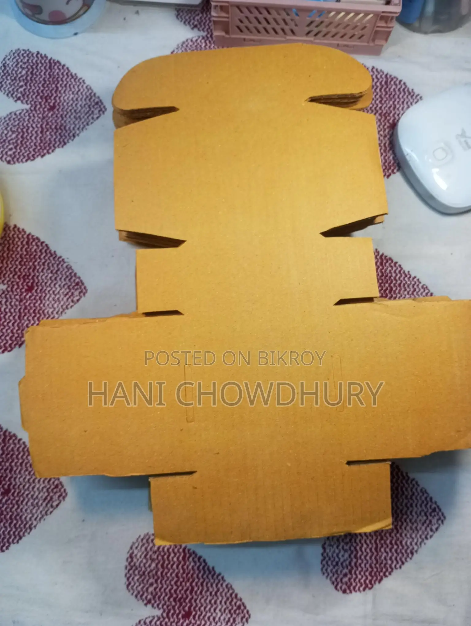 24 PC cardboard boxes (unfolded) 4*4*2