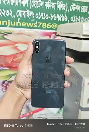 Apple iPhone XS Max (64GB) (Used)