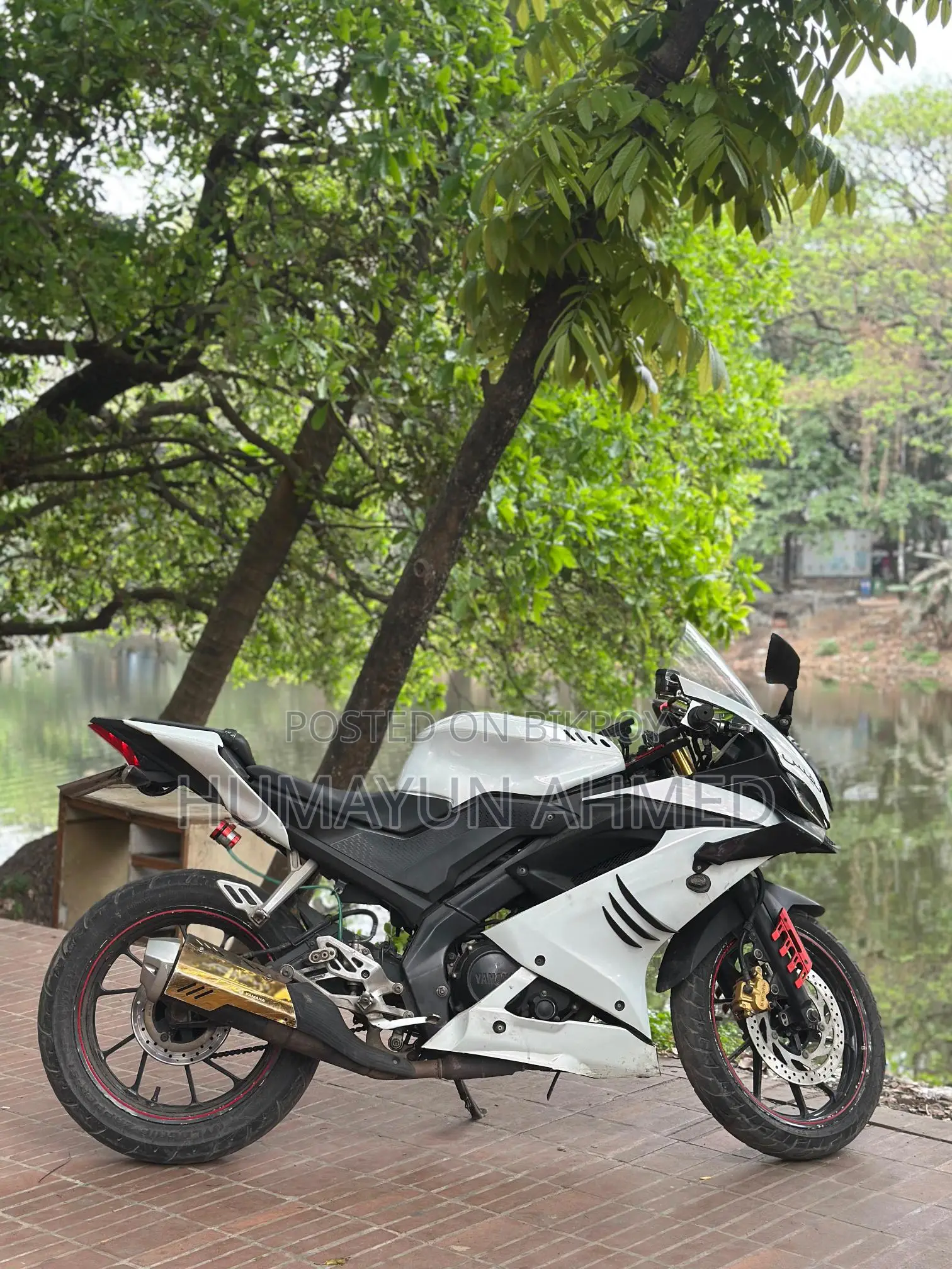 Yamaha R15 2018