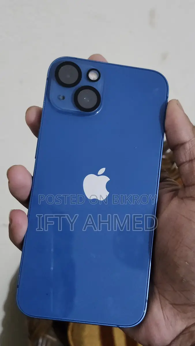 Apple iPhone 13 . (Used)