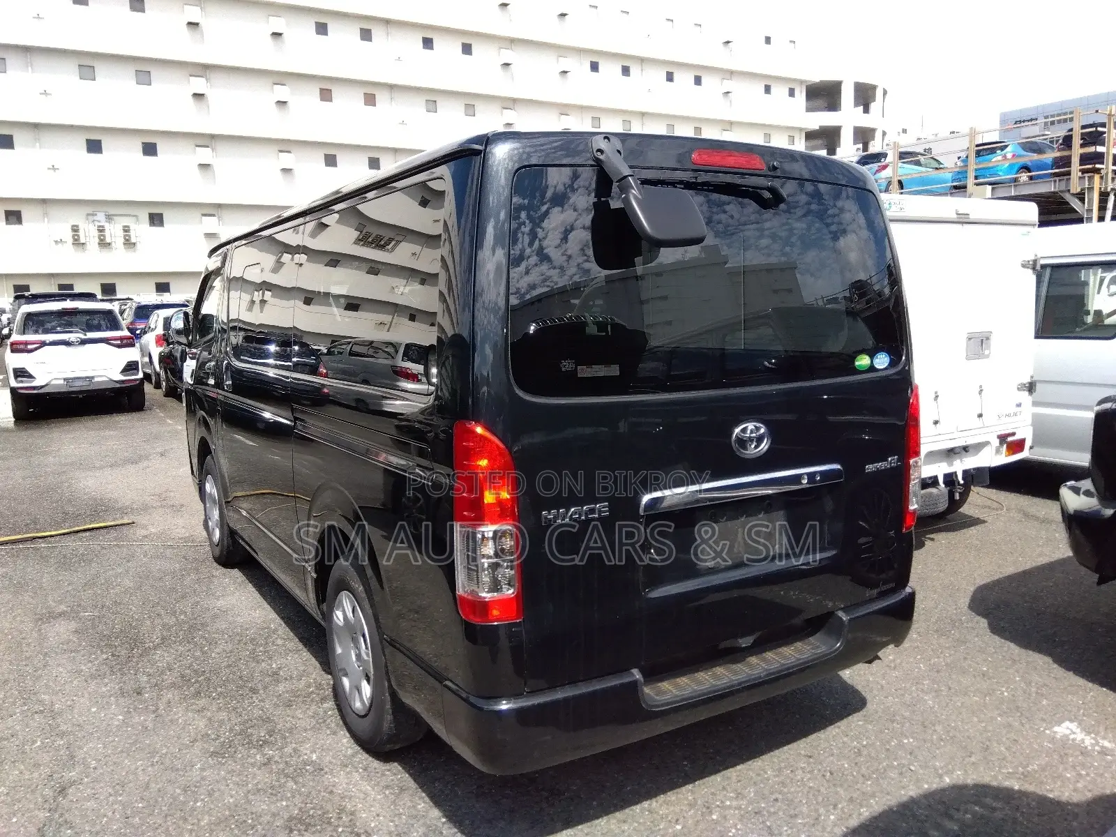 Toyota Hiace Super GL Black 2020