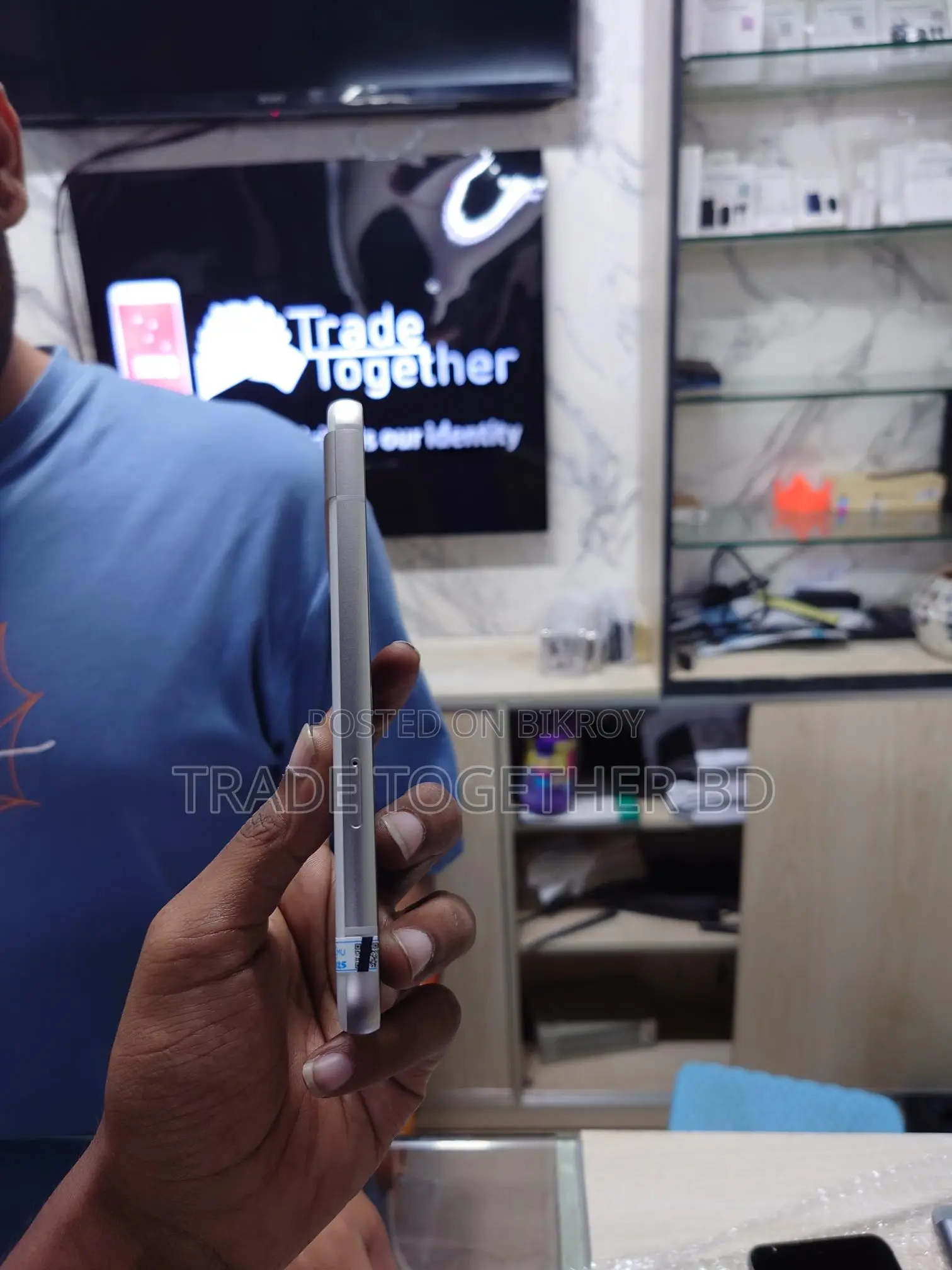 Google Pixel 8a (Used)