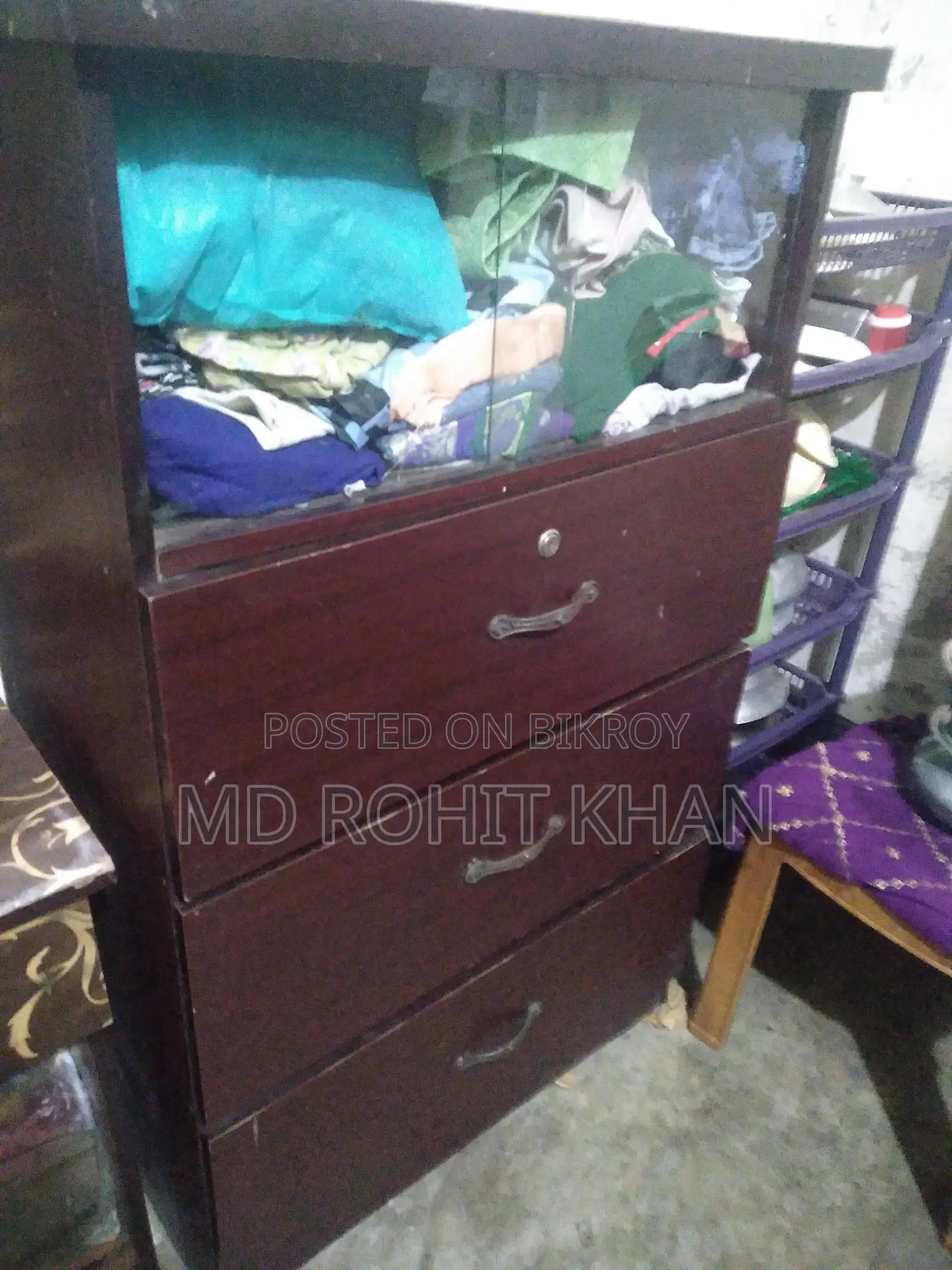 ওয়ারড্রোব বিক্রির জন্য