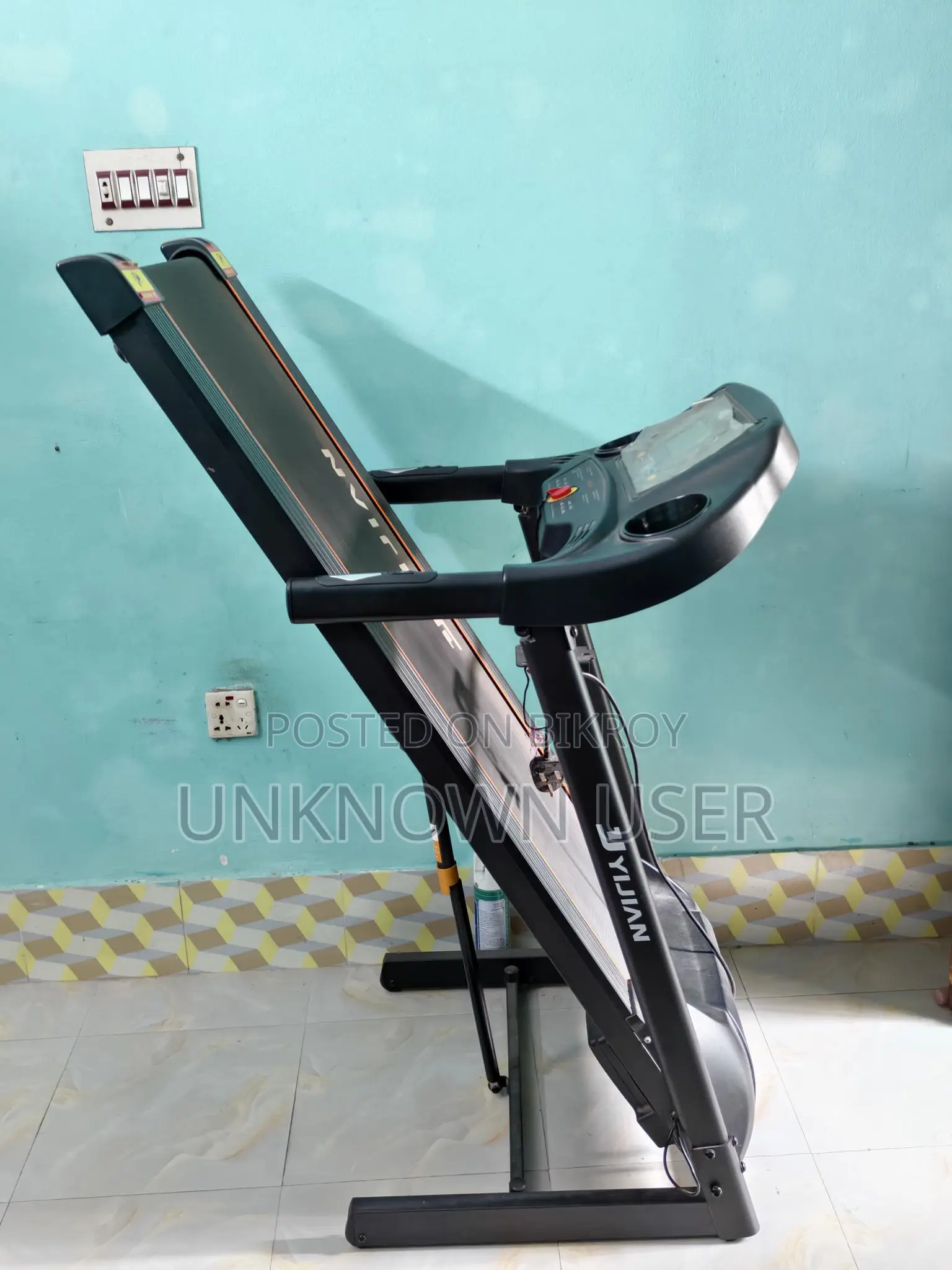 Yijan Treadmill