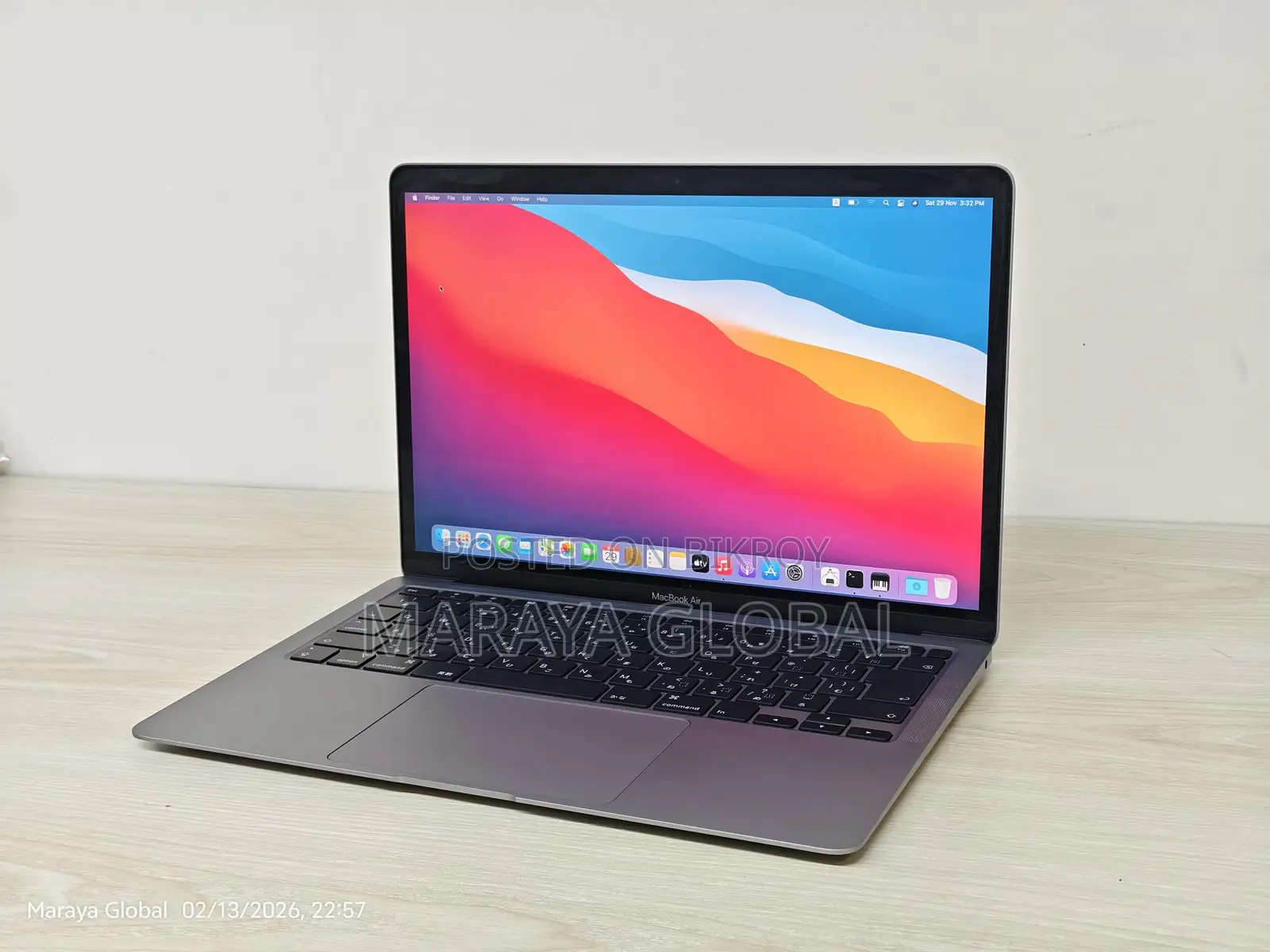 Apple MacBook 2020