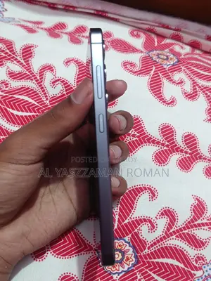 Samsung Galaxy S24 (Used)