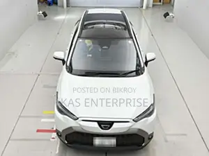 Toyota Corolla Cross Z LEATHER PEARL 6HYB 2024