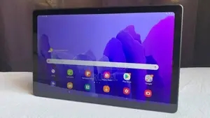 Samsung Galaxy A7 (Brand New)