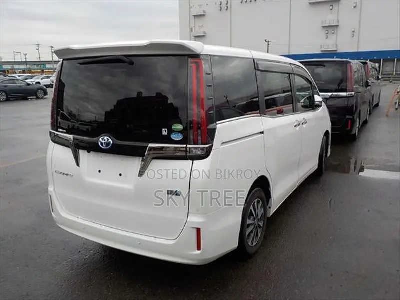 Toyota Esquire GIP Pack. 2020