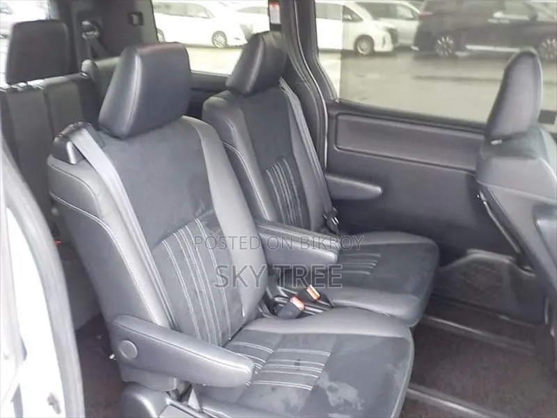 Toyota Esquire GIP Pack. 2020
