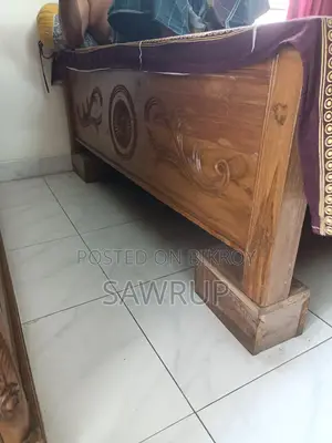 চিটাগাং সেগুন কাঠের খাট (double Bed)