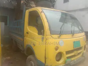 Tata EX2 . 2011