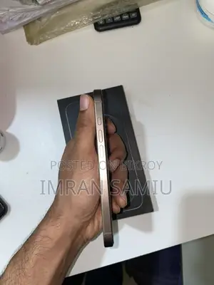 Apple iPhone 16 Pro (ব্যবহৃত)