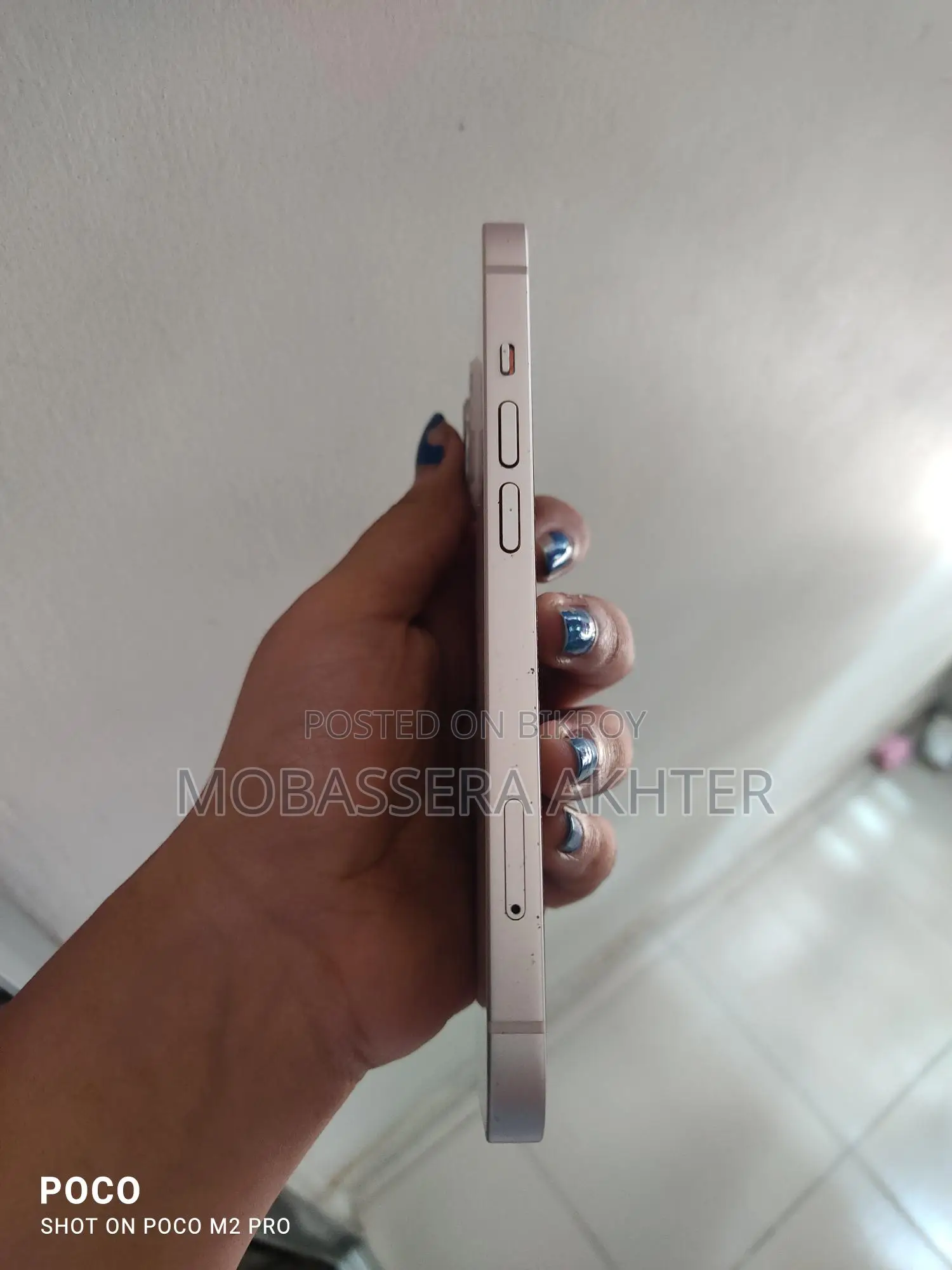Apple iPhone 13 (Used)