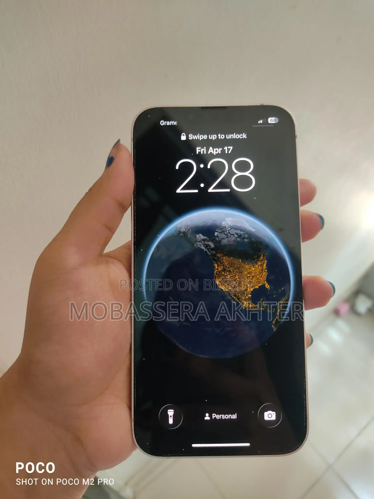 Apple iPhone 13 (Used)