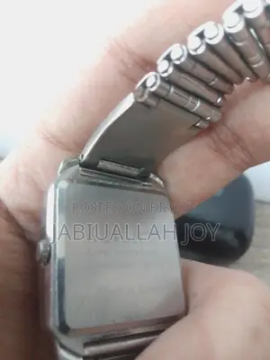 ঘড়ি বিক্রি
