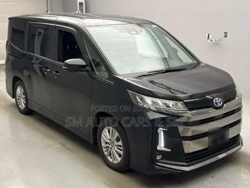 Toyota Noah Hybrid S-G Black 2023