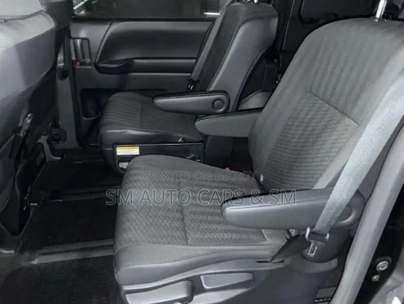 Toyota Noah Hybrid S-G Black 2023