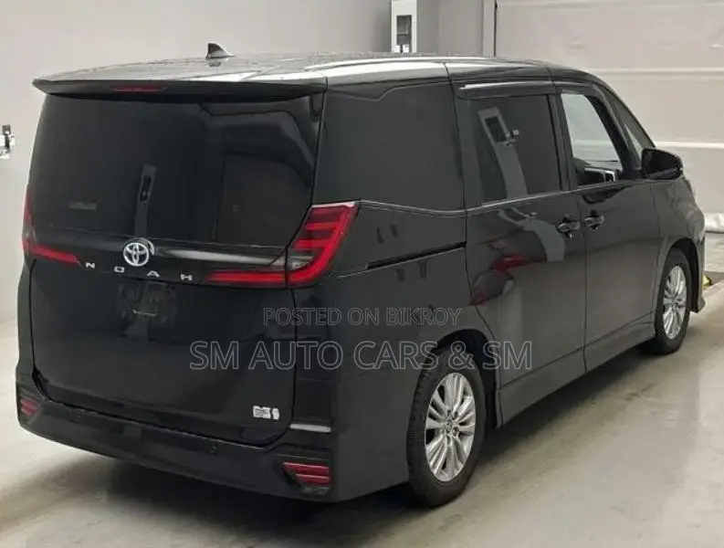 Toyota Noah Hybrid S-G Black 2023