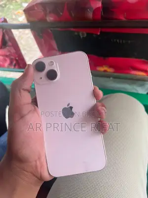 Apple iPhone 13 (Used)