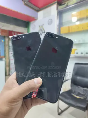 Apple iPhone 8 Plus 64 (Used)