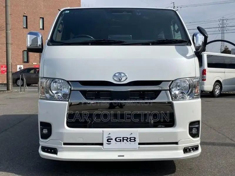 Toyota Hiace Super GL 2021