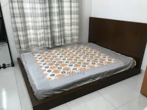 ম্যাট্রেসসহ কিং সাইজ বেড